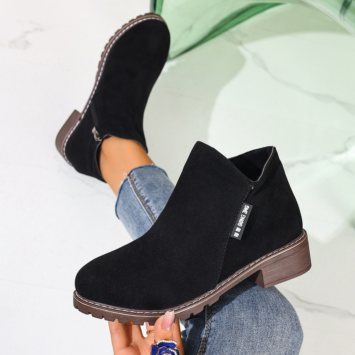 Women Formal Wear With Shoes - Stivaletti da Donna Autunno Inverno con