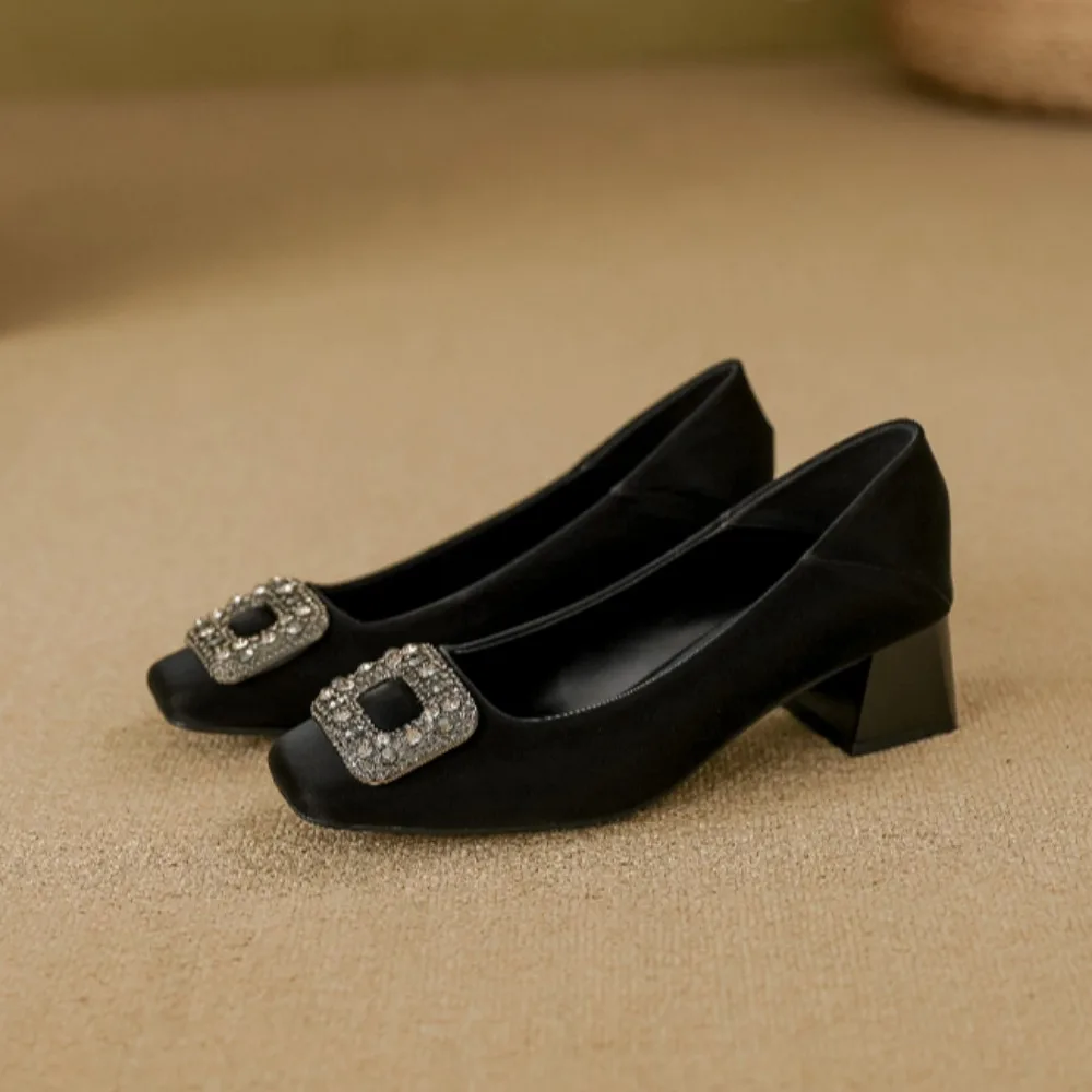 Scarpe con Tacco Alto da Donna - Women Formal Wear With Shoes recensione e prezzo