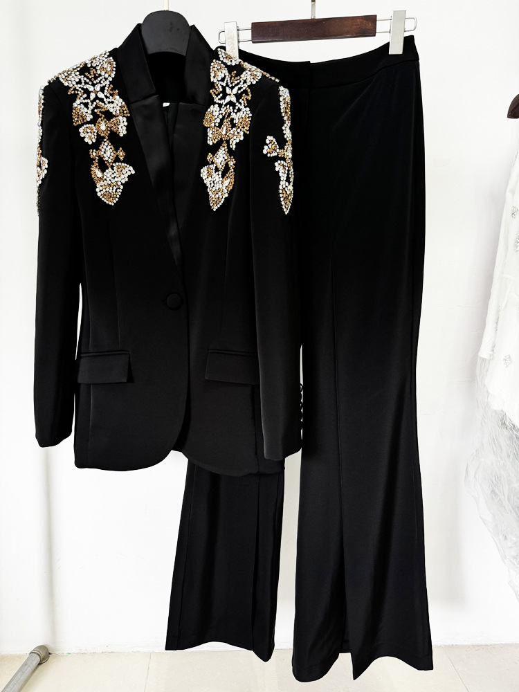 Completo Donna di Alta Moda 20 - Female Formal Wear recensione e prezzo