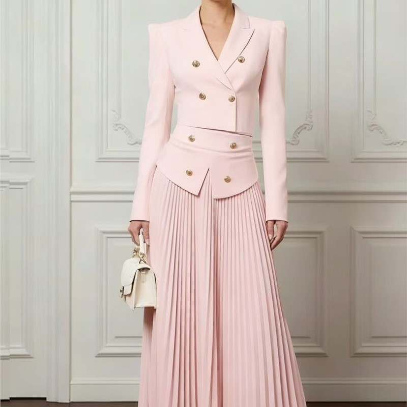 Elegante Completo a 2 Pezzi: B - Female Formal Wear recensione e prezzo